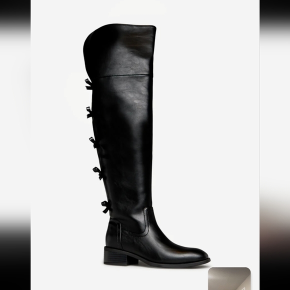 Aileen Bow Over-the-knee with zip closure. New in box - Picture 3 of 3